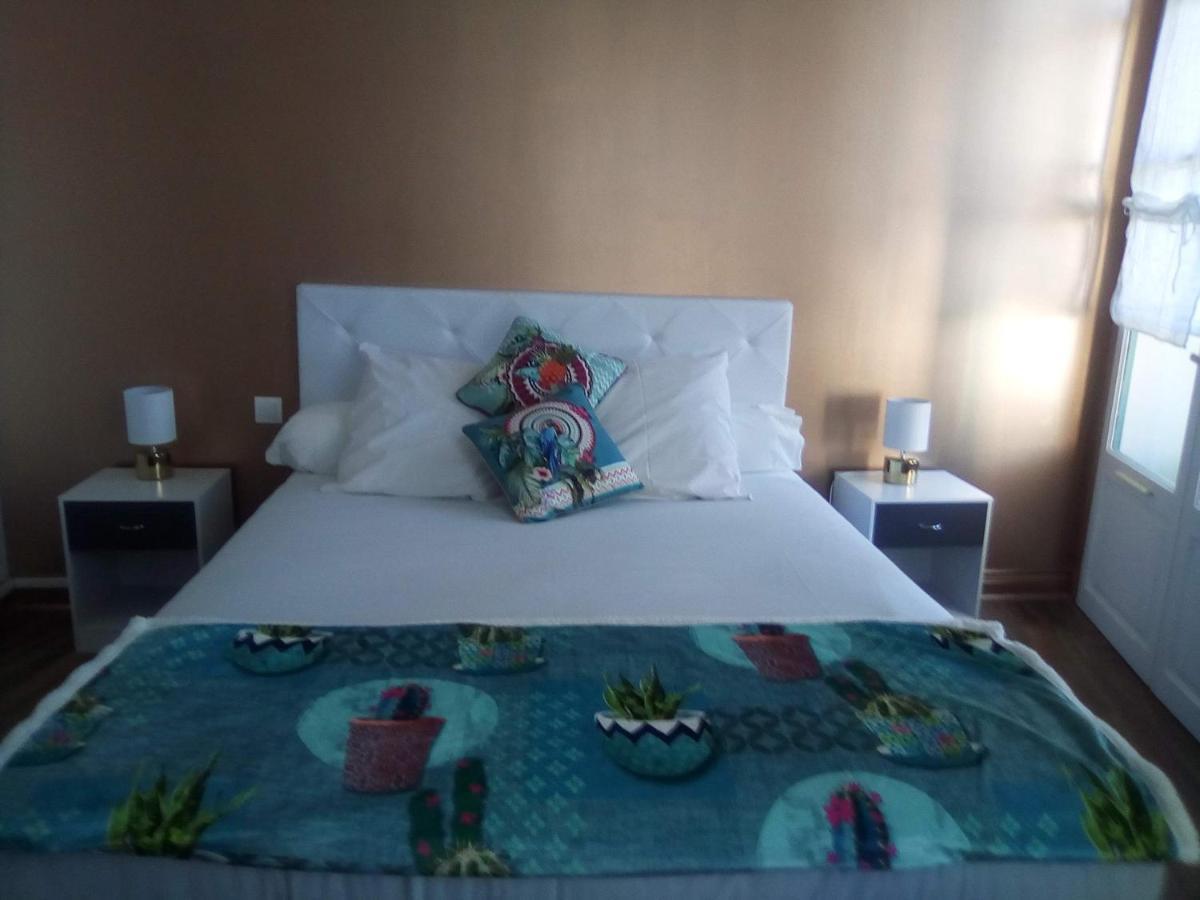Madelon IV Bed & Breakfast Belves Ngoại thất bức ảnh