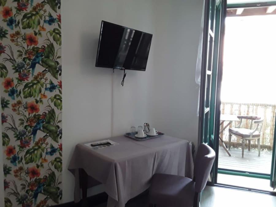 Madelon IV Bed & Breakfast Belves Ngoại thất bức ảnh