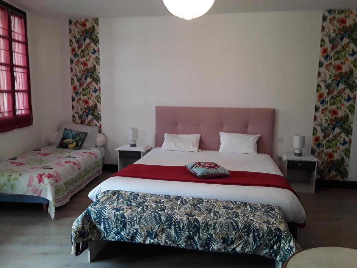 Madelon IV Bed & Breakfast Belves Ngoại thất bức ảnh