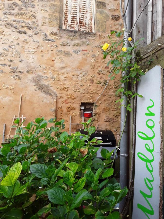 Madelon IV Bed & Breakfast Belves Ngoại thất bức ảnh
