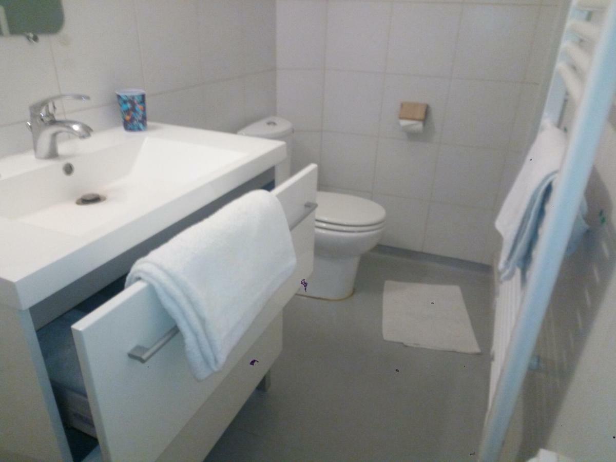 Madelon IV Bed & Breakfast Belves Ngoại thất bức ảnh